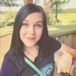 Meet your Posher, Karlee